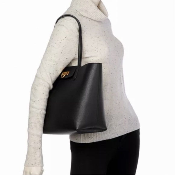 Ferragamo  Leather Tote and Pouch Set - Picture 11 of 12